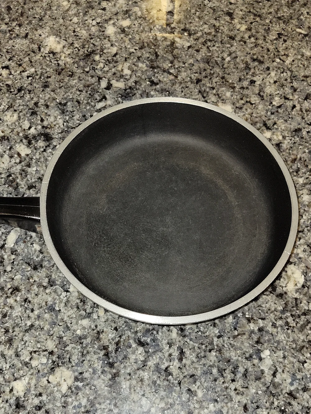 Vintage Club Avocado Green Cast Aluminum Cookware Set – 4 Pieces